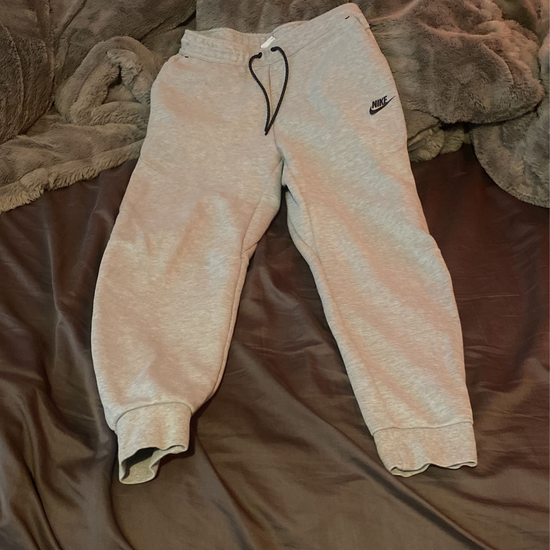 Nike, Nike Tech, Grey, Medium