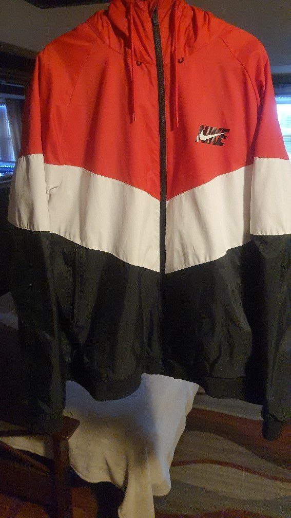 Men NIKE red jacket size XL