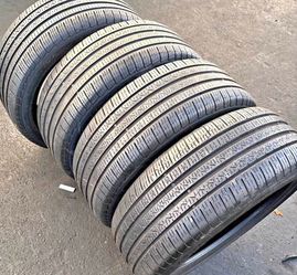 225 50 18 Pirelli Tires Con 80% de Vida Las 4