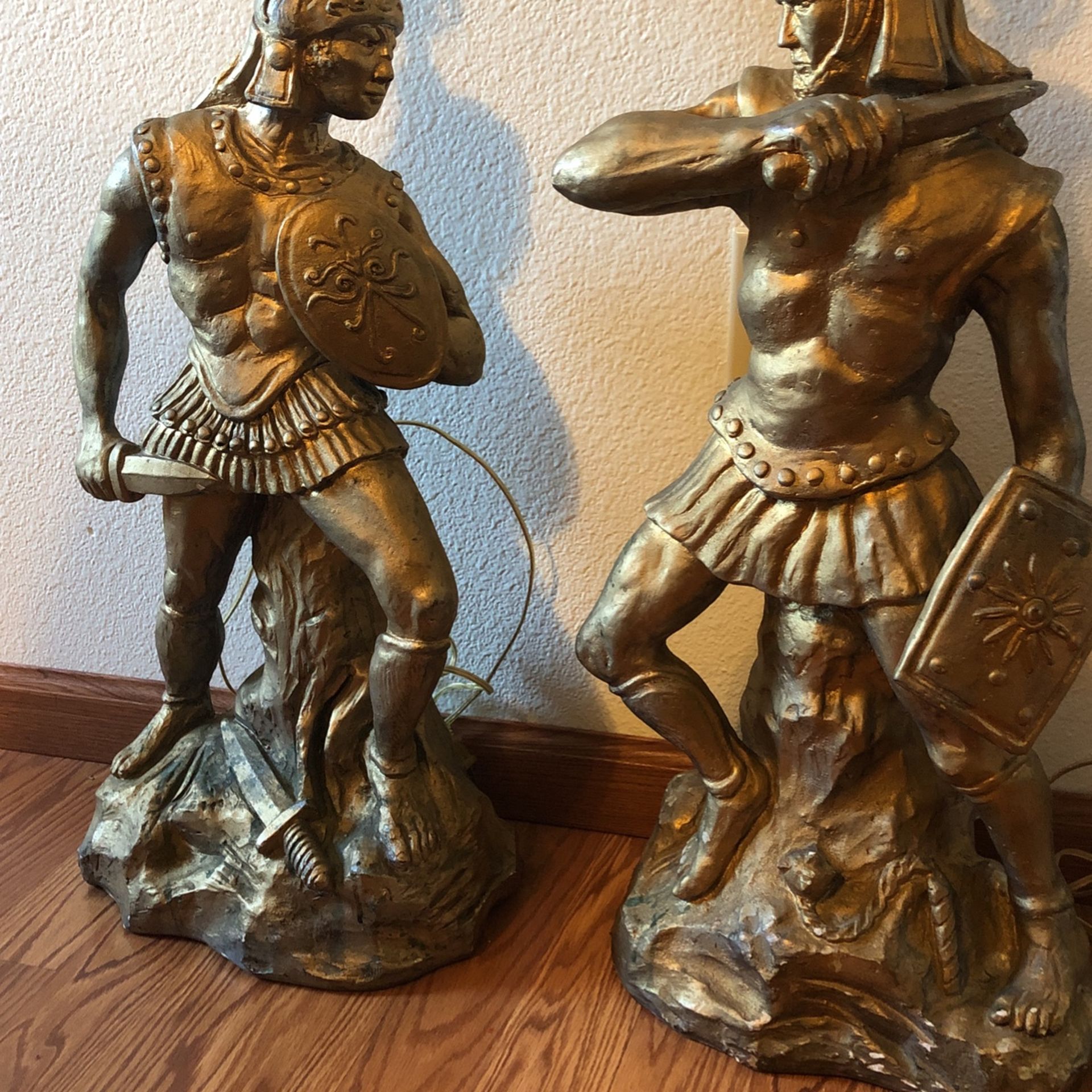 Gladiator Vintage Lamps! Super Cool