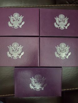US Mint Proof Sets Total Of 5