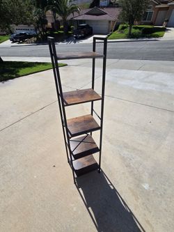 5-Tier Book shelf/Display shelf