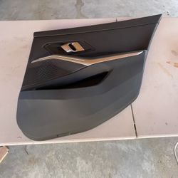 BMW 330i 2026 Rear Right Door Trim Panel