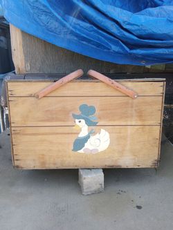 Large Vintage Wooden Picnic Box