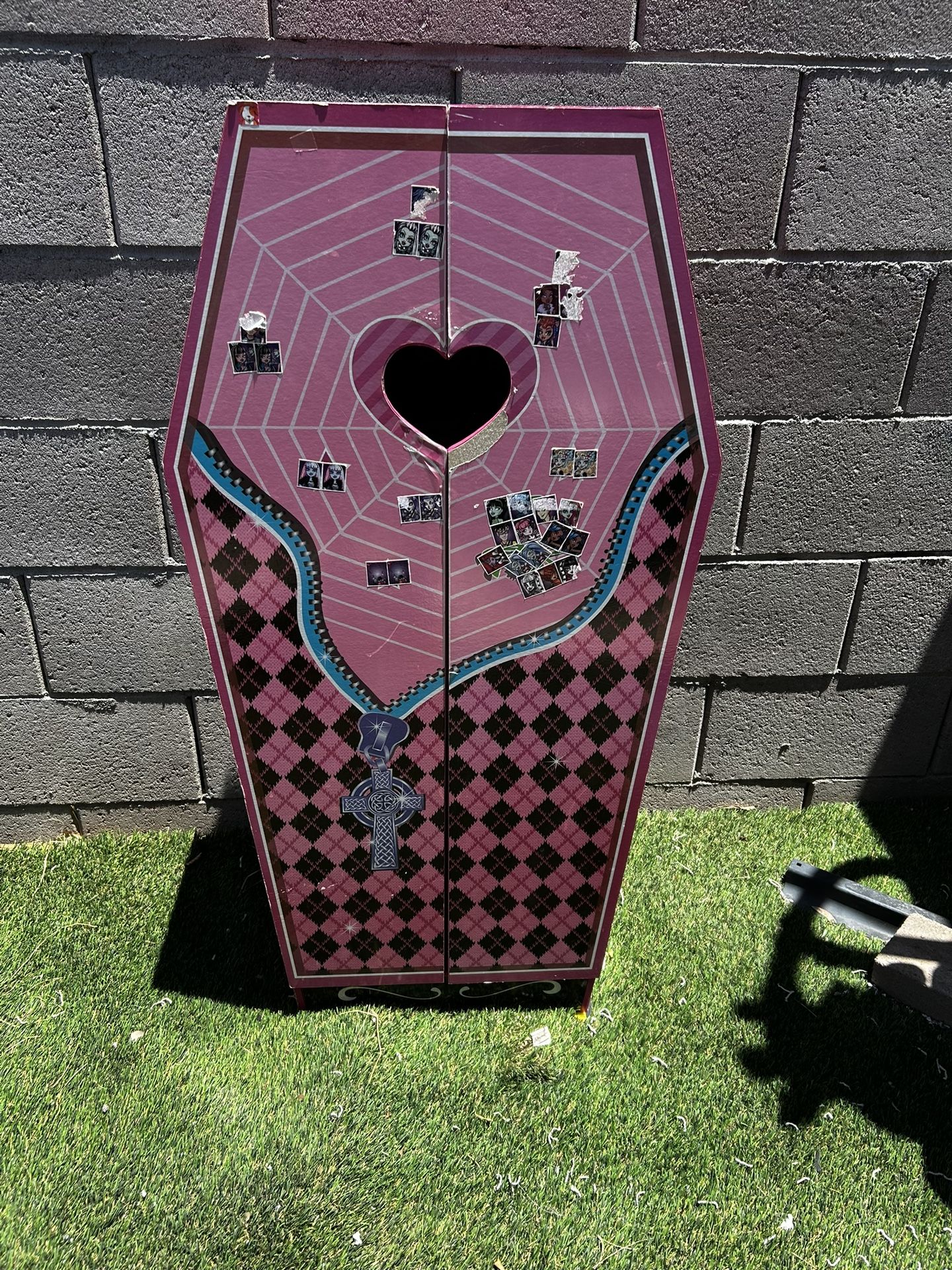 Monster High Doll House And Dolls