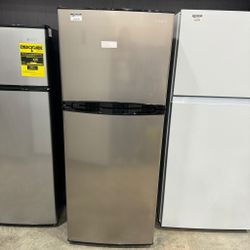 Refrigerator - Refrigerador 