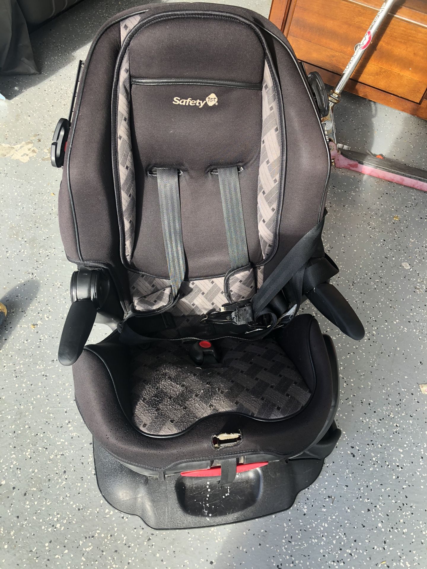 Safety 1st convertible car seat