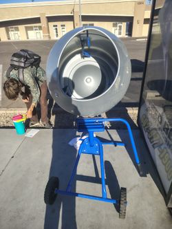 Concrete mixer