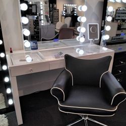 Hollywood Makeup Vanity 