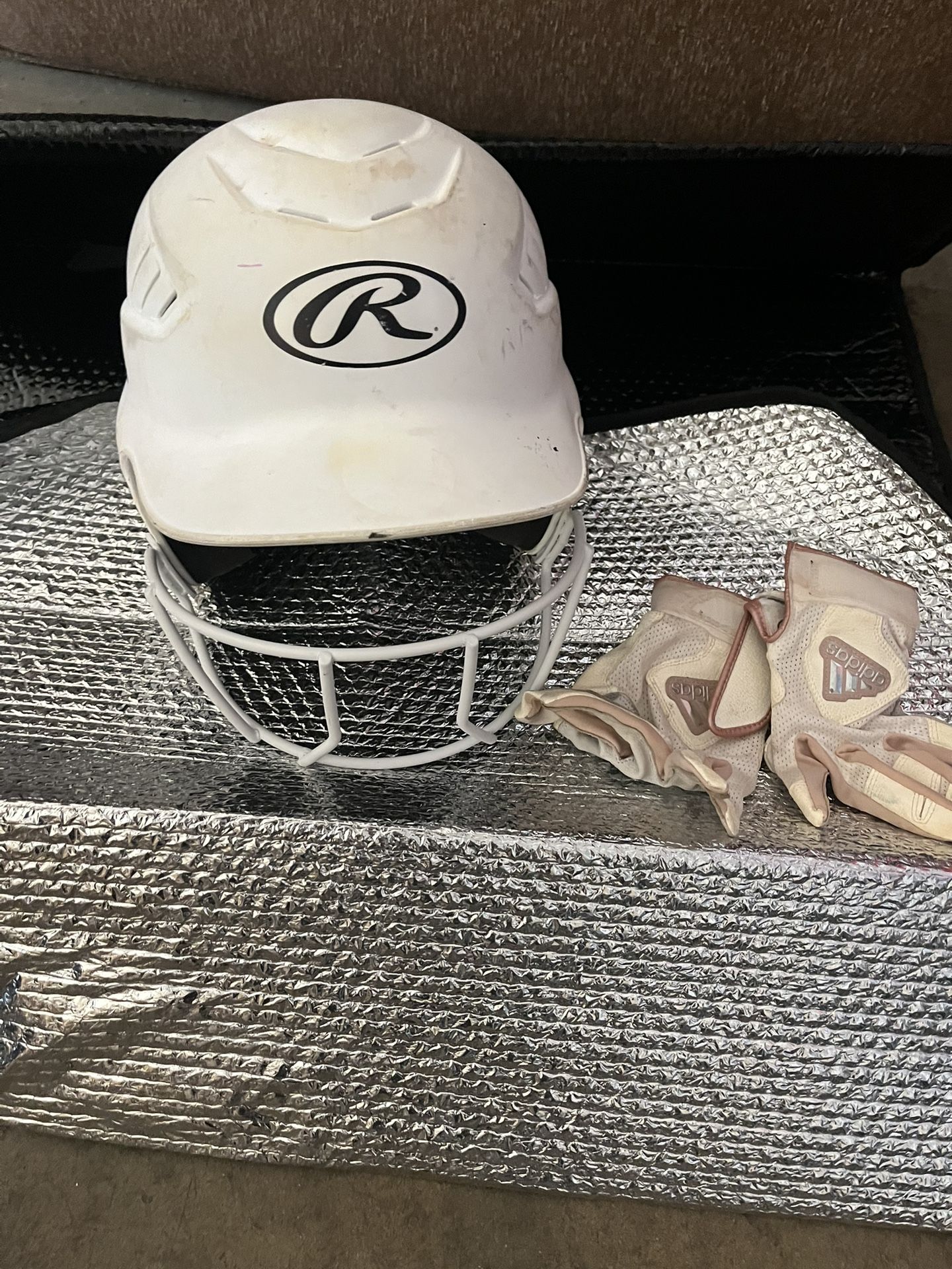 Softball Helmet With Batting Gloves Size 6 1/2 -7 1/2