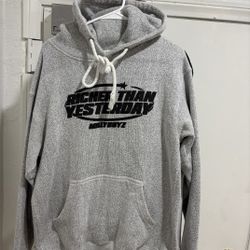 Richer Than Yesterday Hoodie Size Large 