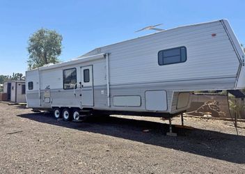 Rv trailer