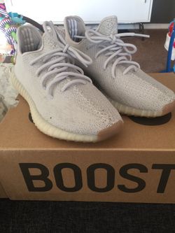 Yeezy boost 350 v2