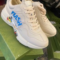 Gucci Sneakers 