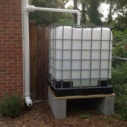 Tote tank 275 gallons