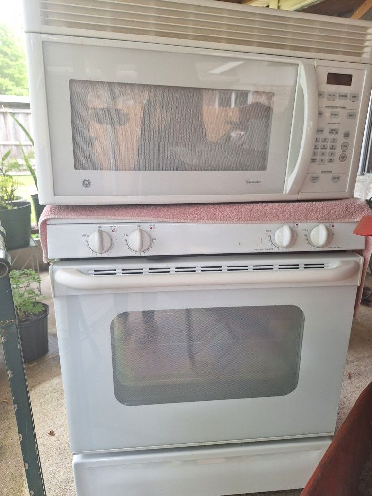 Microwave & Stove