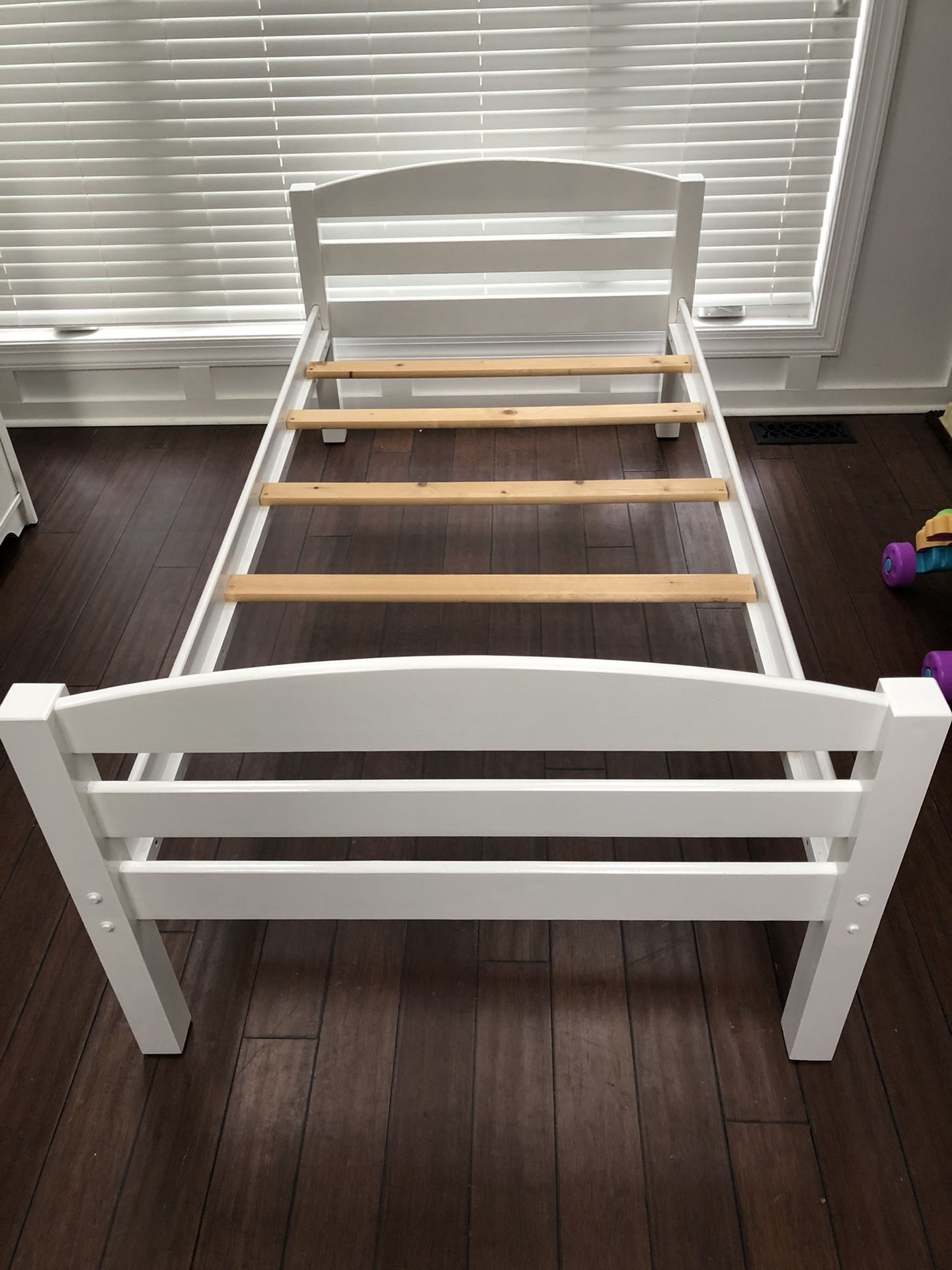 Farmhouse twin bed - Solid Wood