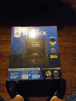 Shark matrix robotic vacuum