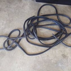 2015-21 Kia Sedona Weatherstripping / Belts