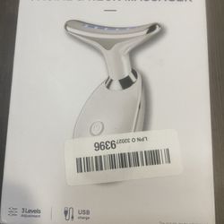 FACIAL MASSAGER RED LIGHT THERAPY