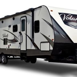 For Sale  RV 2018 Crossroads Volante 33BH