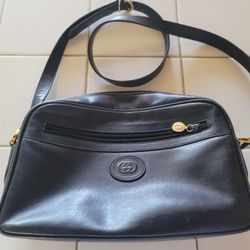 Women's Purse $300 Pickup In Oakdale 