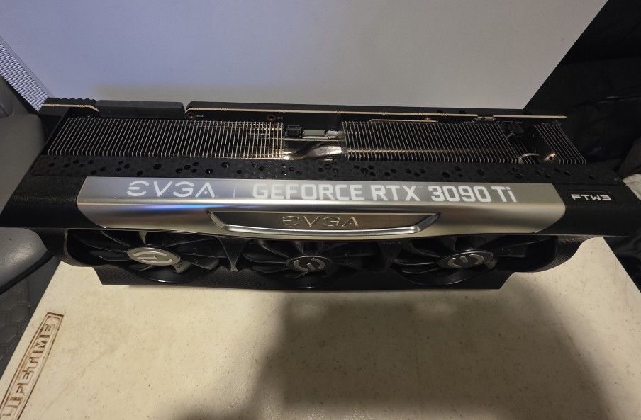 Evga FTW RTX 3090 ti GAMING ultra