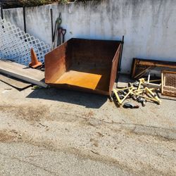Heavy Duty Forklift Dump Tray