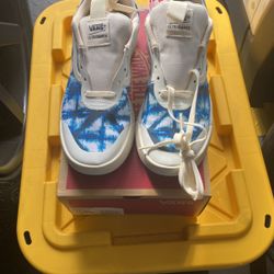 Brand New Vans Ultra Range Blue Tie Die Shoes Size 7 Womens