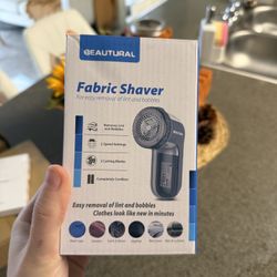 Beautural Fabric Shaver – New (Box Opened)