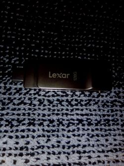 Lexar 128GB USB Flash Drive