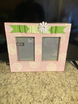 Pink Polka Dot Double 5x7 Picture Frame with Ribbon & Daisy