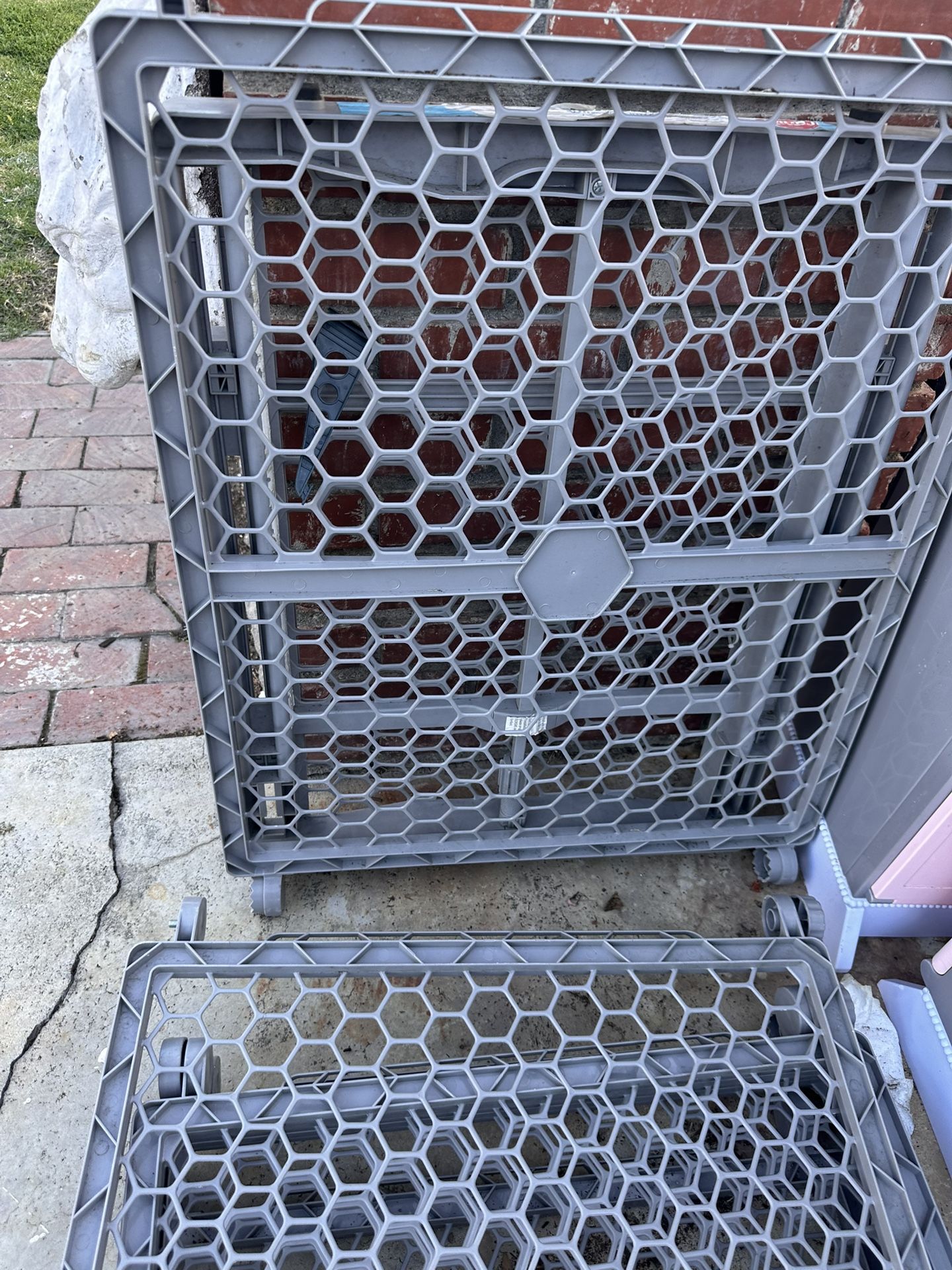 Gate