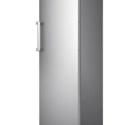 Hisense 10.2 cu. ft. Garage Ready Frost Free Convertible Upright Freezer with Seal Break Handle
