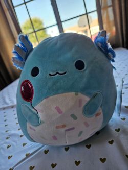 Clutch the Blue Axolotl Squishmallow