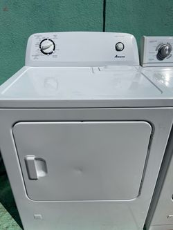 Dryer.  Like new!
