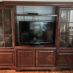 Wall Unit