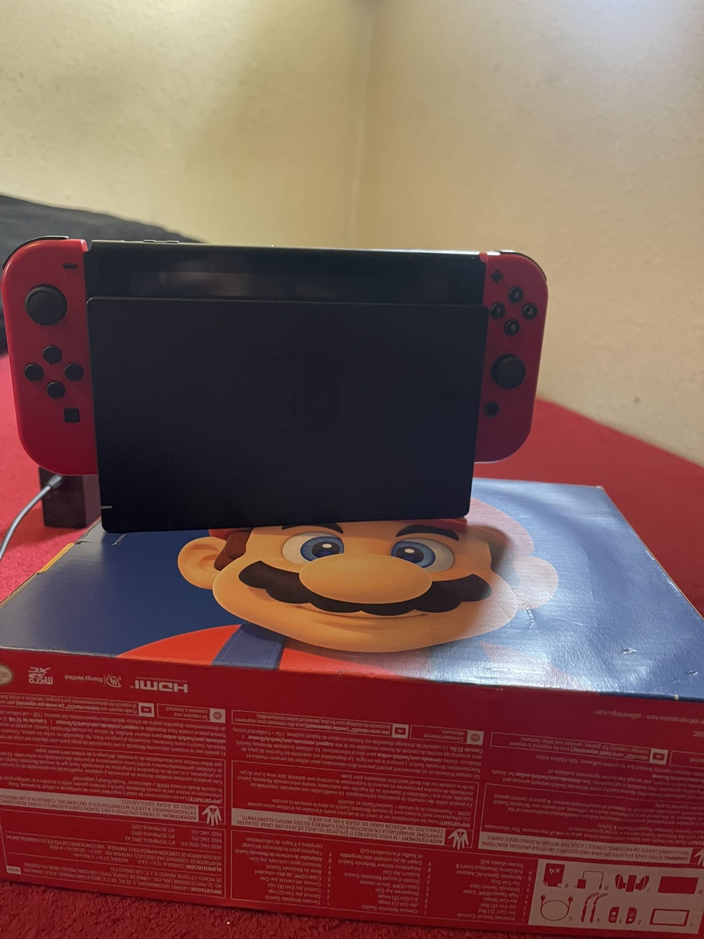 NINTENDO SWITCH