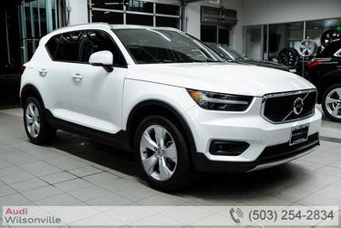 2021 Volvo XC40