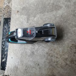 Bissell Pet Vacuum Cleaner 