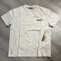 ESSENTIALS - Fear of God T-shirt (L)