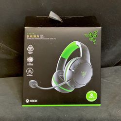 Razer Kaira Pro Wireless Gaming Headset for Xbox Series X | S: TriForce Titanium 50mm Drivers   