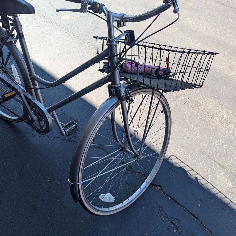 schwinn fifth avenue bicycle Women's Gateway 700c/28" Hybrid Bike Riding through your favorite park Ioe Emp Schwinn Network White