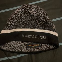 Lv Beanie