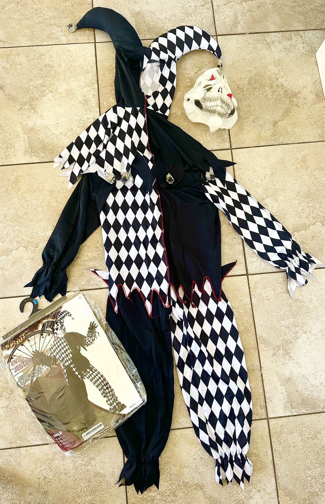 ~LIKE NEW Evil Jester Clown Spirit HALLOWEEN~Child XL 12-14