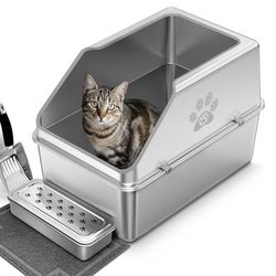 Covered stainless steel cat litter tray