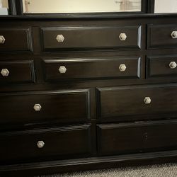 Used Dresser 