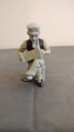 Rare Vintage Porcelain Accordion Playing Music Man