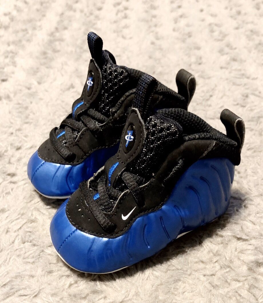 Baby Nike Foam Posites paid $62 size 2C Like New! Barely worn (maybe twice) infant soft bottom Nike Lil’Posite one xx in royal metallic blue