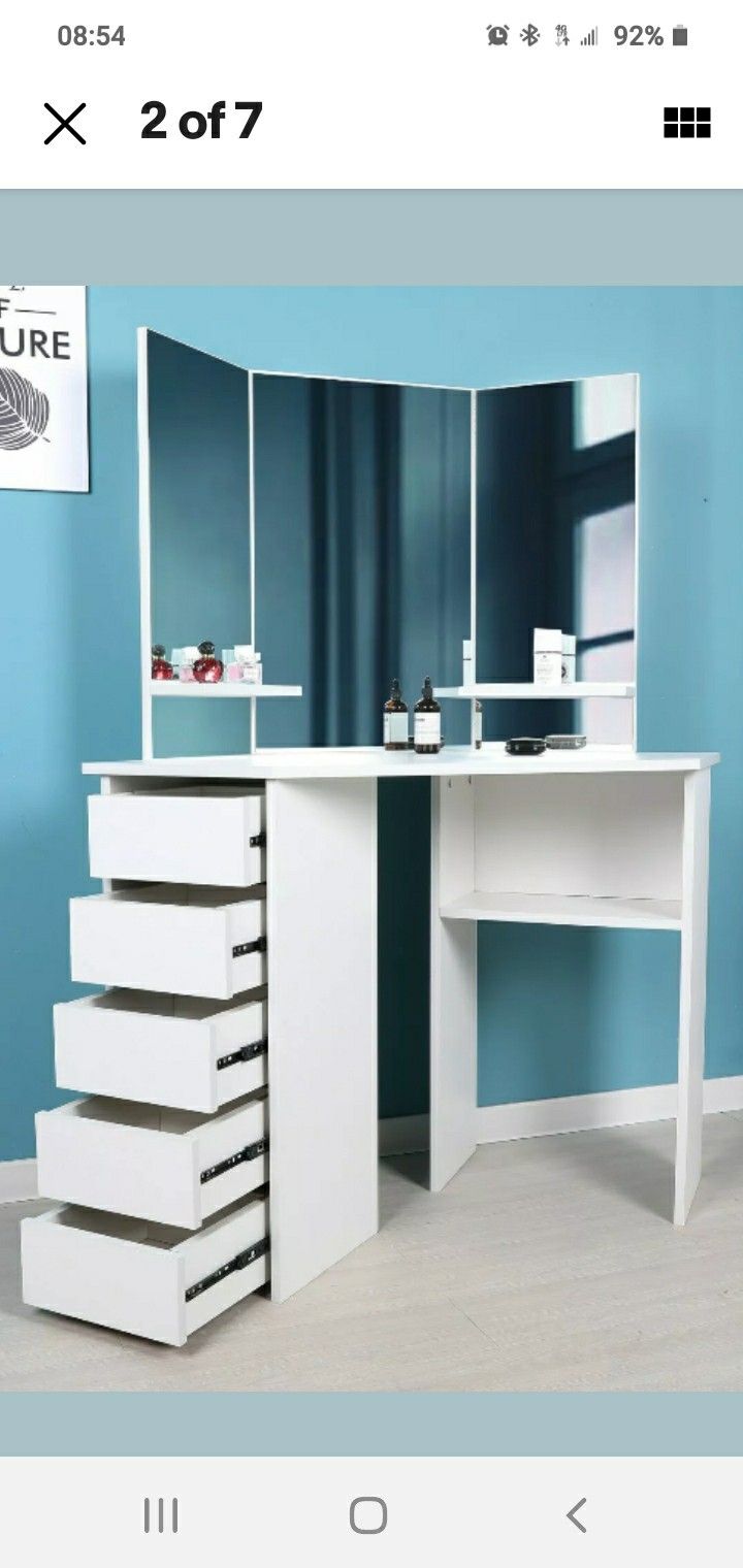 Luxury Make-up makeup Vanity table with mirror